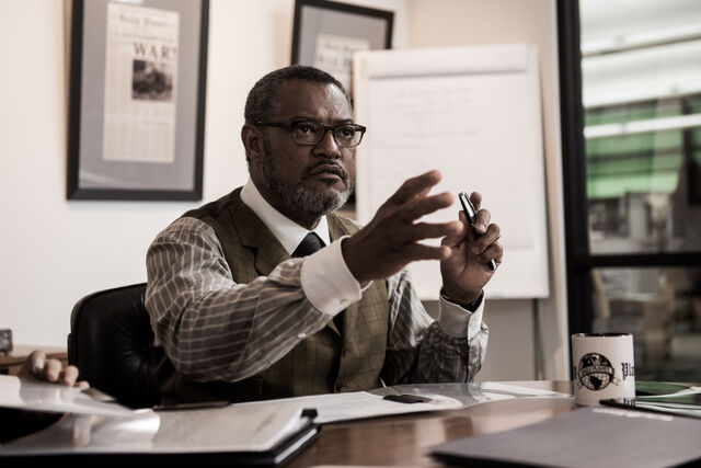File:Perry White discussing ideas.jpg