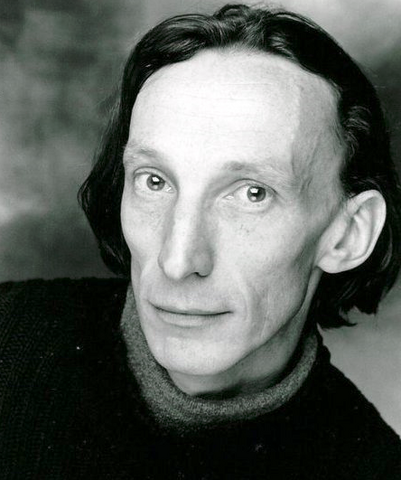 File:Julian Richings.png