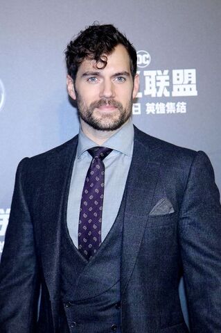File:Henry Cavill.jpg