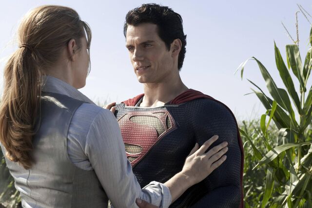 File:Lois Lane and Superman.jpg