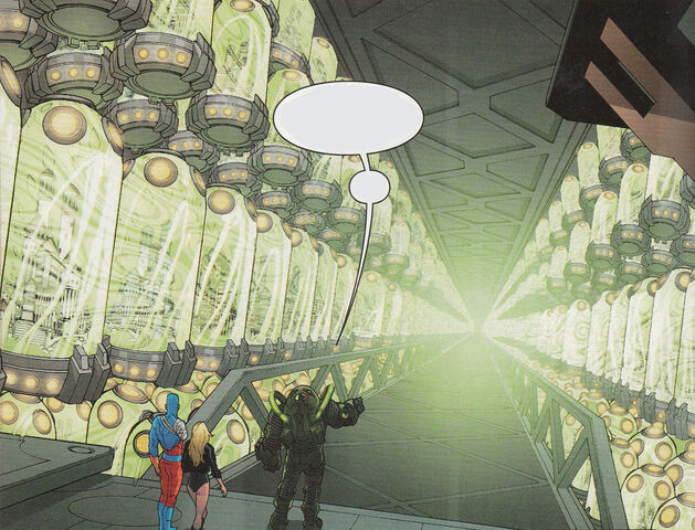 File:FutureBrainiacShip1.jpg