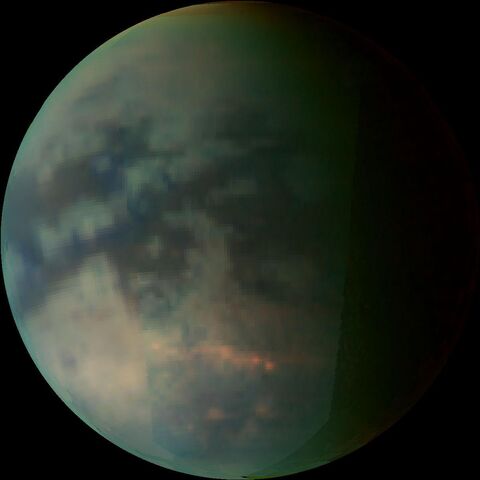 Archivo:Titan.jpg