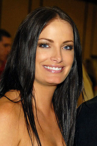 File:400px-Kasie Head 2011.jpg