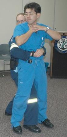 220px-Abdominal thrusts3.jpg