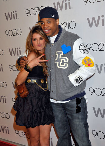 File:Shenae+Grimes+Tristan+Wilds+90210+Season+Wrap+kY-gPGrEVFwl.jpg