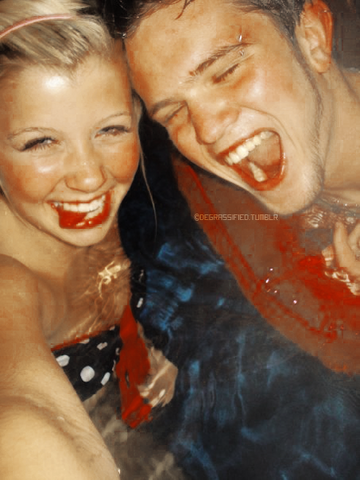 File:Tumblr le4m6sol191qeegx8o1 500.png