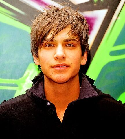 File:Luke-pasqualino-21.jpg