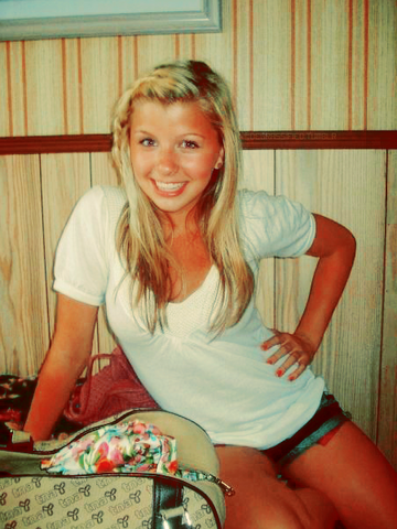 File:Tumblr lcf8myrLaL1qeegx8o1 500.png