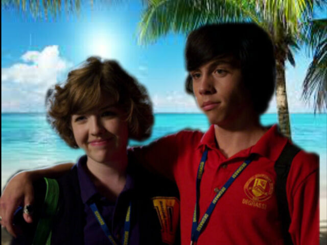 File:Eli&Clare at the beach.jpg