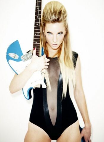 File:Heather-morris-esquire-04192011-01-430x587.jpg