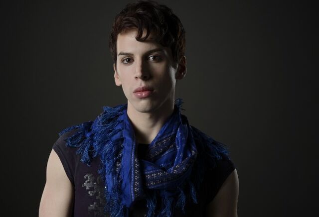 File:Orphan black felix-651x444.jpg