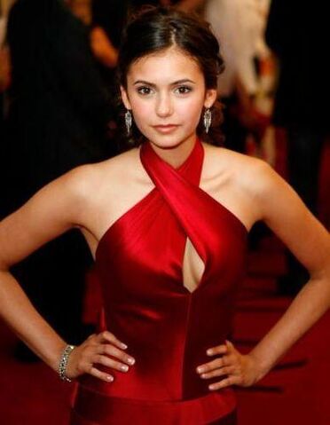 File:Nina-Dobrev1.jpg