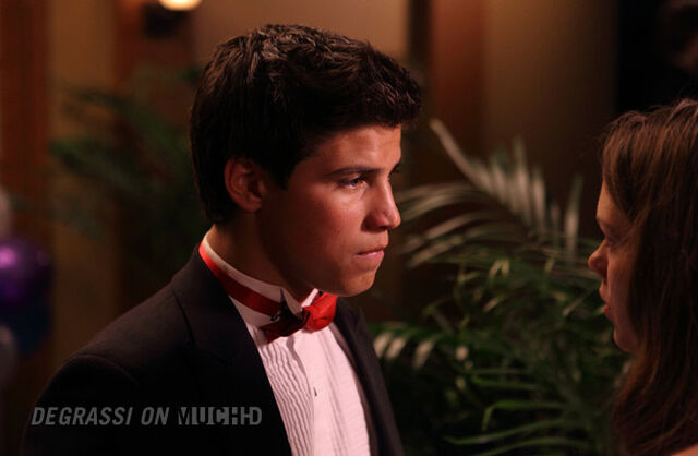 File:Degrassi-episode-1129-21.jpg