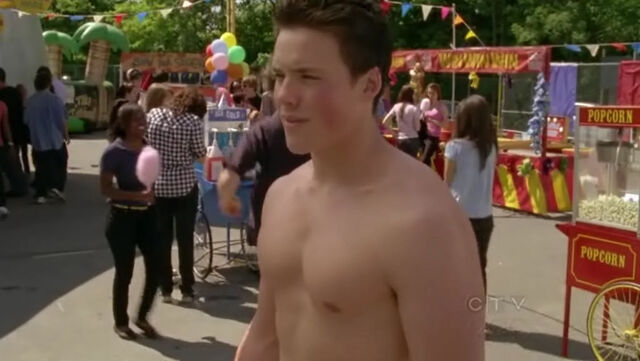 File:Degrassi-tng-9x07--13.jpg