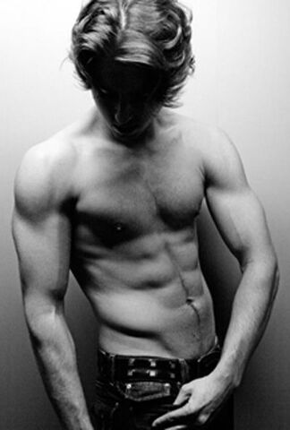 File:John-Bregar-shirtless-6.jpg