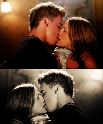 File:Tumblr lj1iv7xIKb1qelluno1 500.png