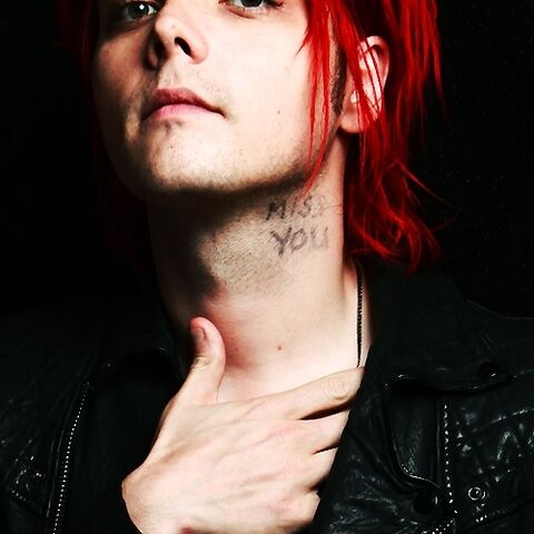 File:Gerard-3-gerard-way-18758954-500-500.jpg