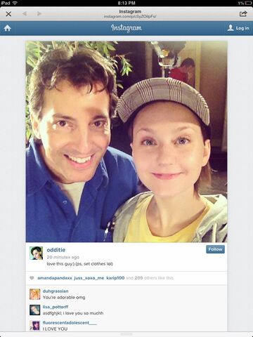 File:Jordy on set.jpg