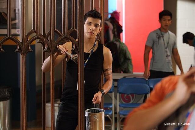 File:I thought his name was ari but people are calling him fab so.jpg
