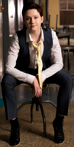 File:Adam Hoe.png