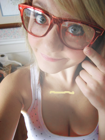 File:Tumblr lcf96xzw4C1qeegx8o1 500.png
