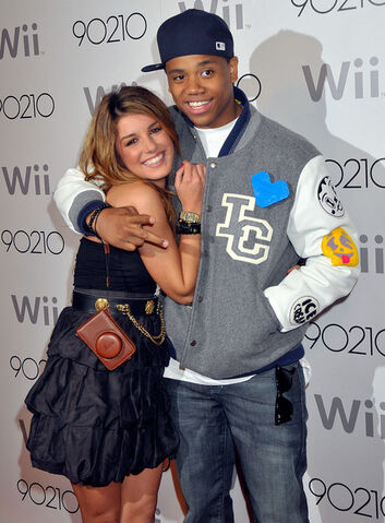 File:Shenae+Grimes+Tristan+Wilds+90210+Season+Wrap+uHK49-dBGLal.jpg