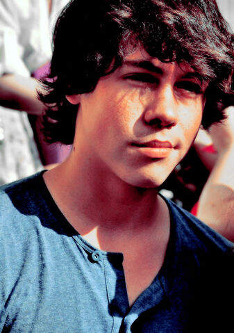 File:Tumblr loniqcGrHZ1qdg8qzo1 500.jpg