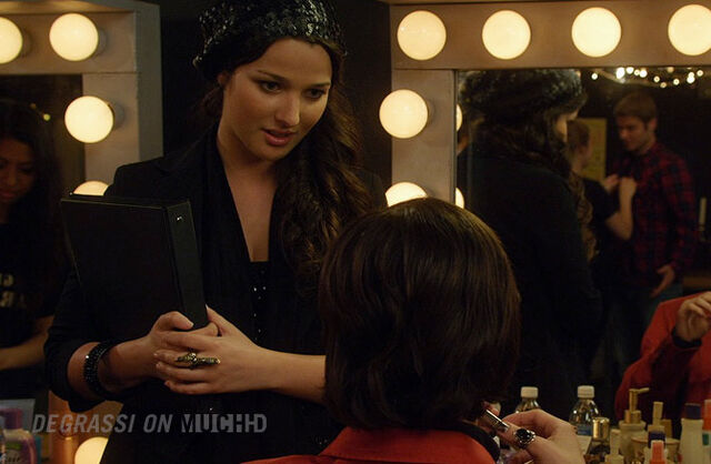 File:Degrassi-lookbook-1121-fiona.jpg