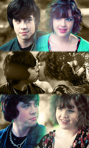 File:EclareKiss.jpeg