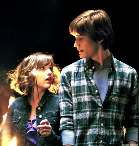 File:Tumblr lz57j4PrzF1r1vwv1o1 500.png