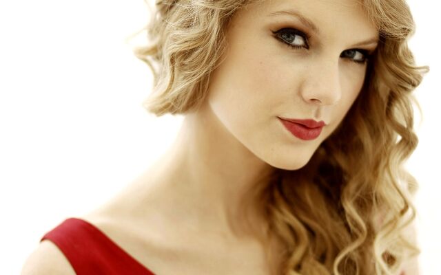 File:Taylor-swift.jpg