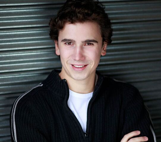 File:Headshot B - 2013.jpg