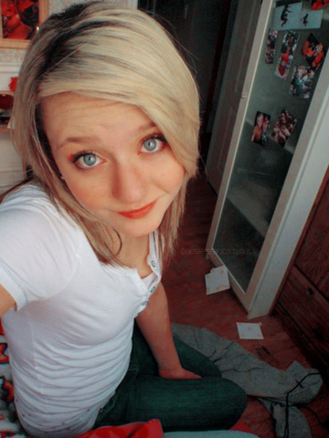 File:Tumblr lcocu3MGII1qeegx8o1 500.png