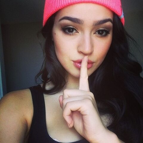 File:Tumblr mvwndejC2t1qhggo4o1 500.jpg