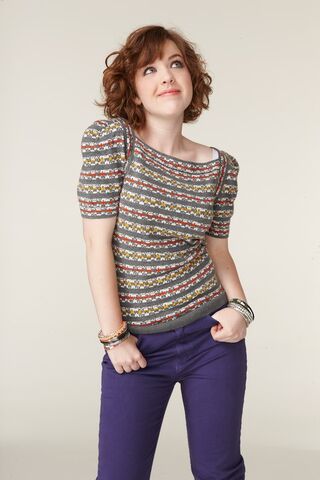 File:Aisslinn Paul.jpg