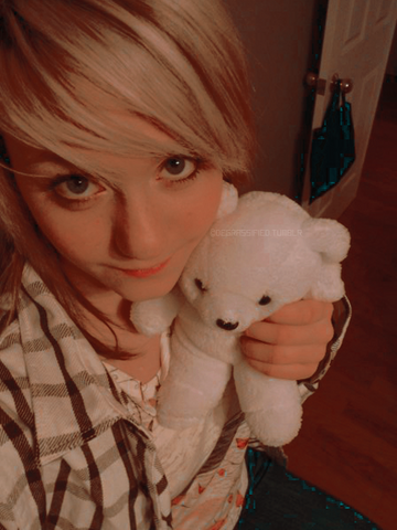 File:Tumblr lcock2NzCP1qeegx8o1 500.png