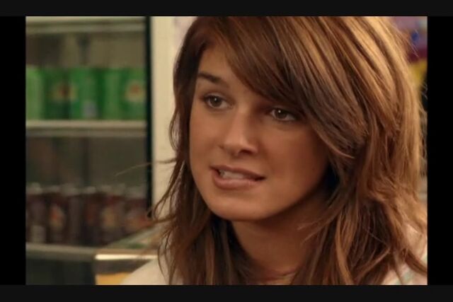 File:Shenae-on-Degrassi-5x04-shenae-grimes-7844388-720-480.jpg