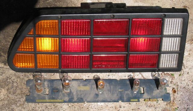 File:TaillightAndBoard.jpg