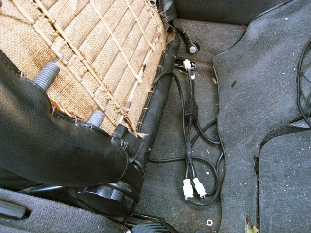 File:HeatedSeats-WiringHarness.jpg