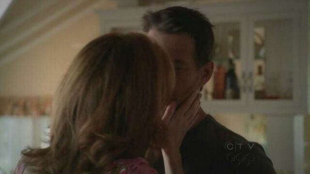 File:Katherine kisses Mike.jpg