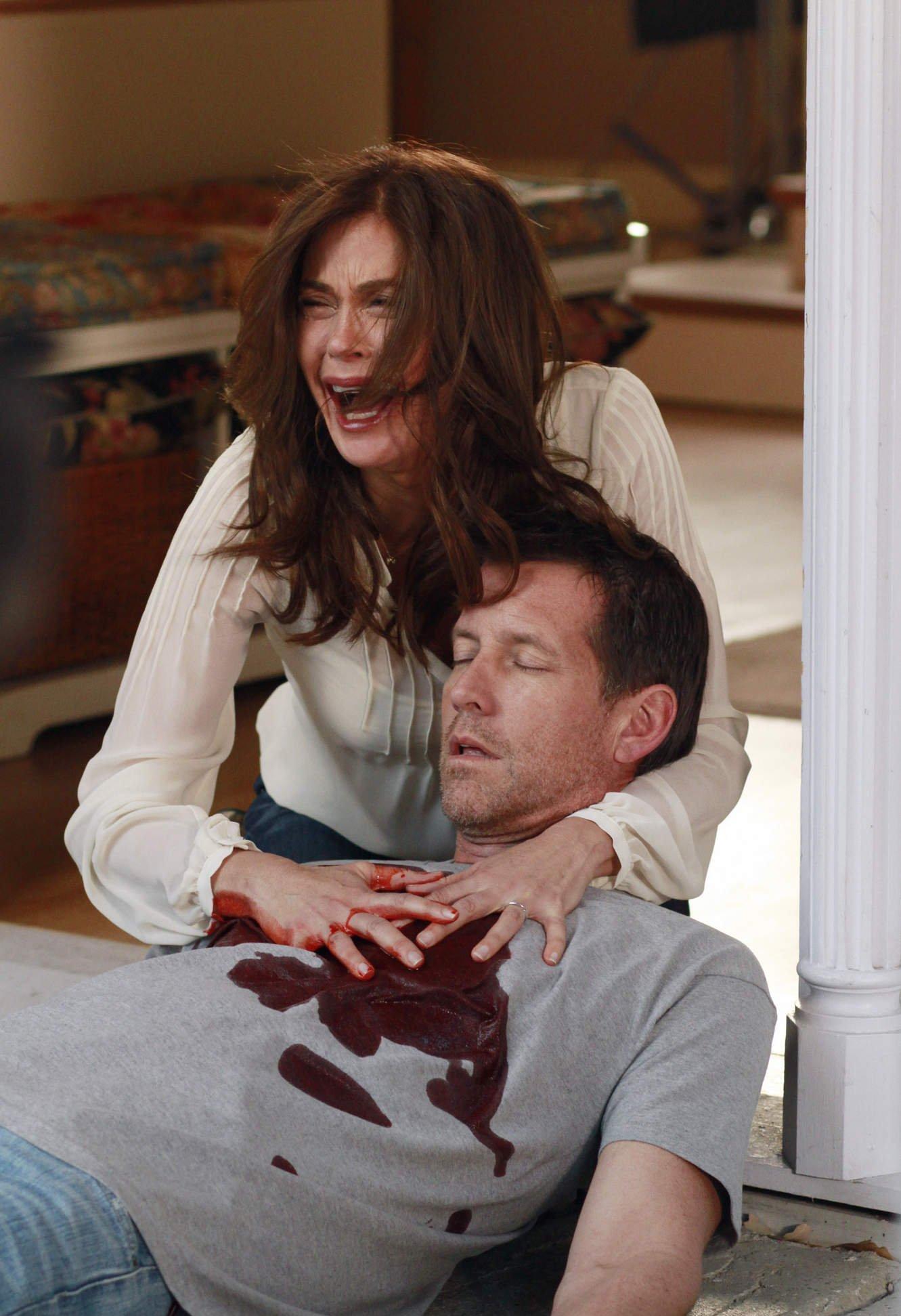 Desperate Housewives Saison 8 Mort De Mike 8x16 | Desperate Housewives Wiki | FANDOM powered by Wikia