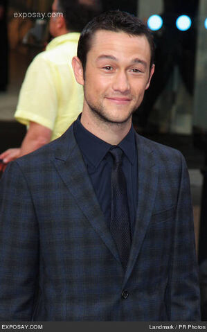 File:Joseph-gordon-levitt-inception-premiere-59ps6P.jpeg