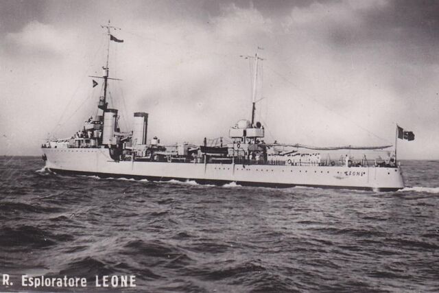 File:Italian Leone (esploratore) class DD.jpg