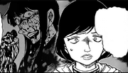 Tamami hablando de la mujer de rojo.png