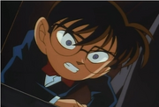 Conan sorprendido de no ver huellas.png