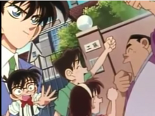 Conan trata de detener a los chicos.png