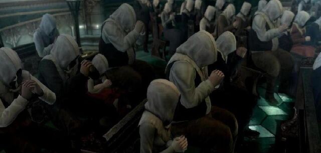 File:Townspeople of Fortuna.jpg