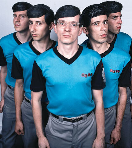 File:Pomps.jpg