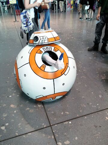 Datei:ComicCon Stuttgart Star Wars.jpg