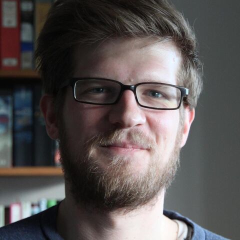 Datei:Tim Bartel-casual.jpg